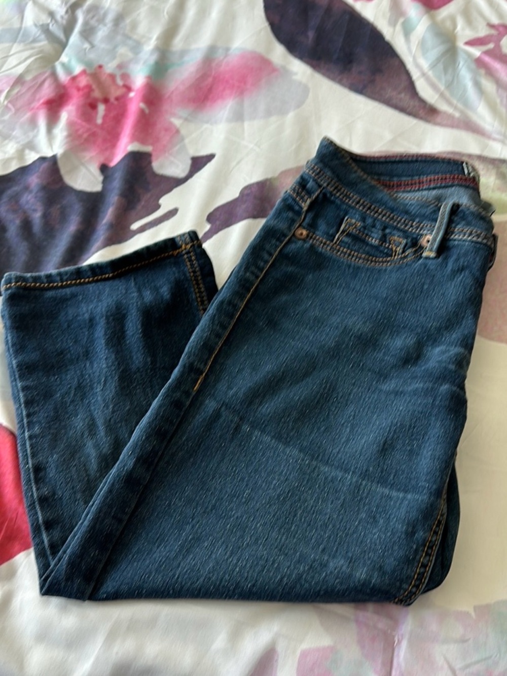 17/21 Cropped Jeans